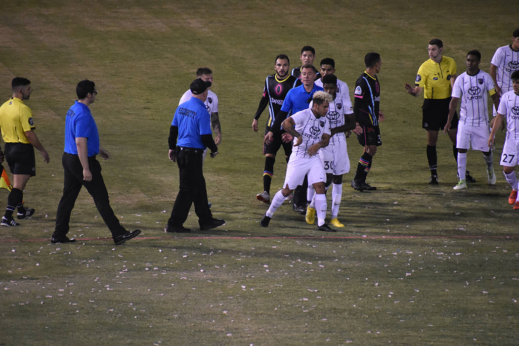 Frank López, delantero estrella de San Antonio FC “perdió la cabeza” con su cabello desco ...