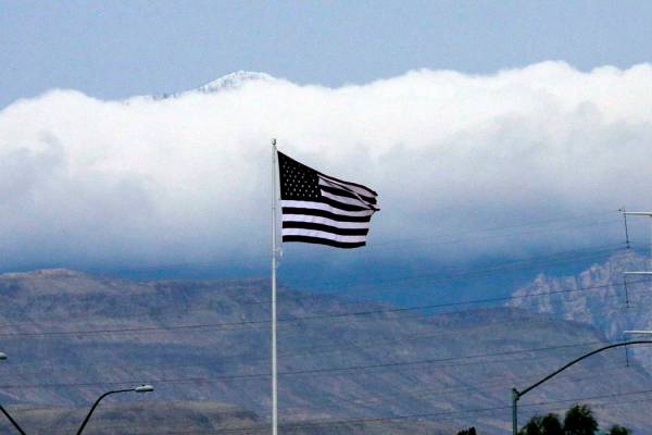 Los vientos podrían alcanzar hasta 60 mph en el Valle de Las Vegas hasta el viernes, según el ...