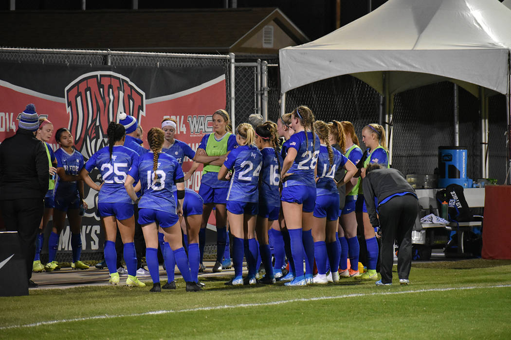 UNLV cayó en tiempo extra ante Air Force en juego correspondiente a la liga femenil universita ...