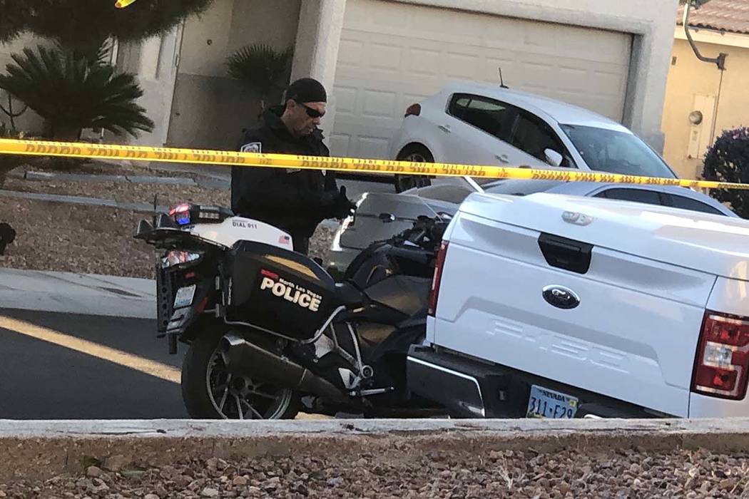 La policía investiga un tiroteo que involucró a un oficial de policía de North Las Vegas en ...
