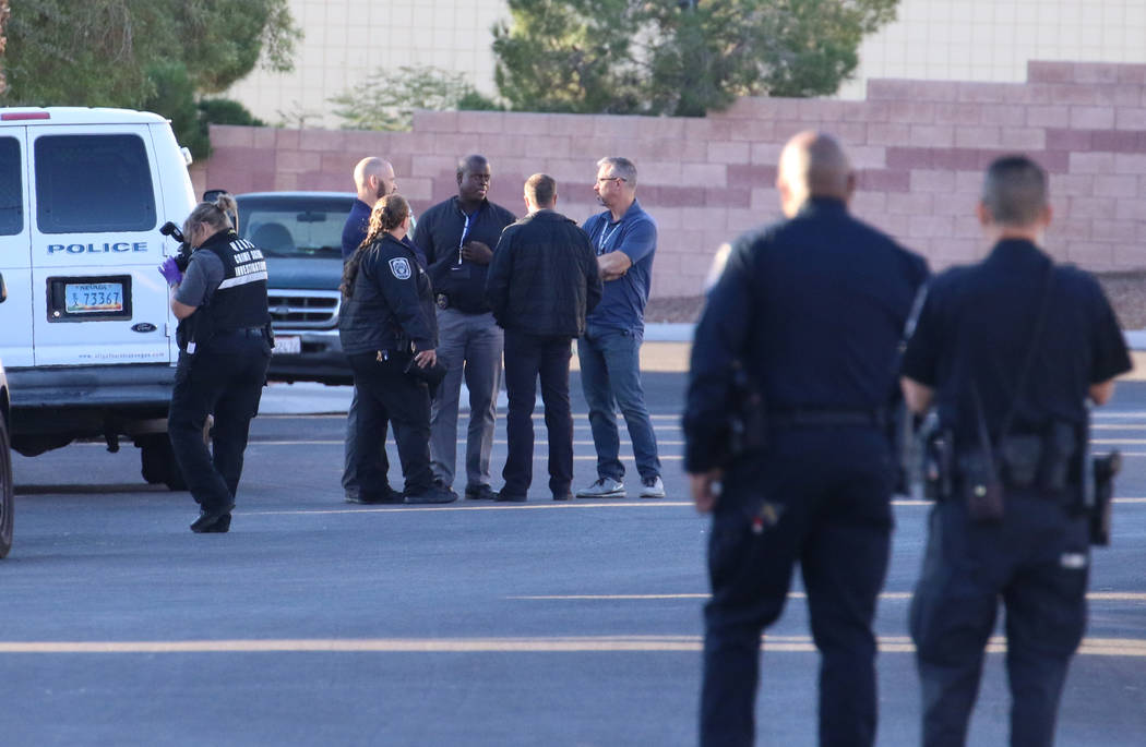 La policía investiga un tiroteo que involucró a un oficial de policía de North Las Vegas en ...