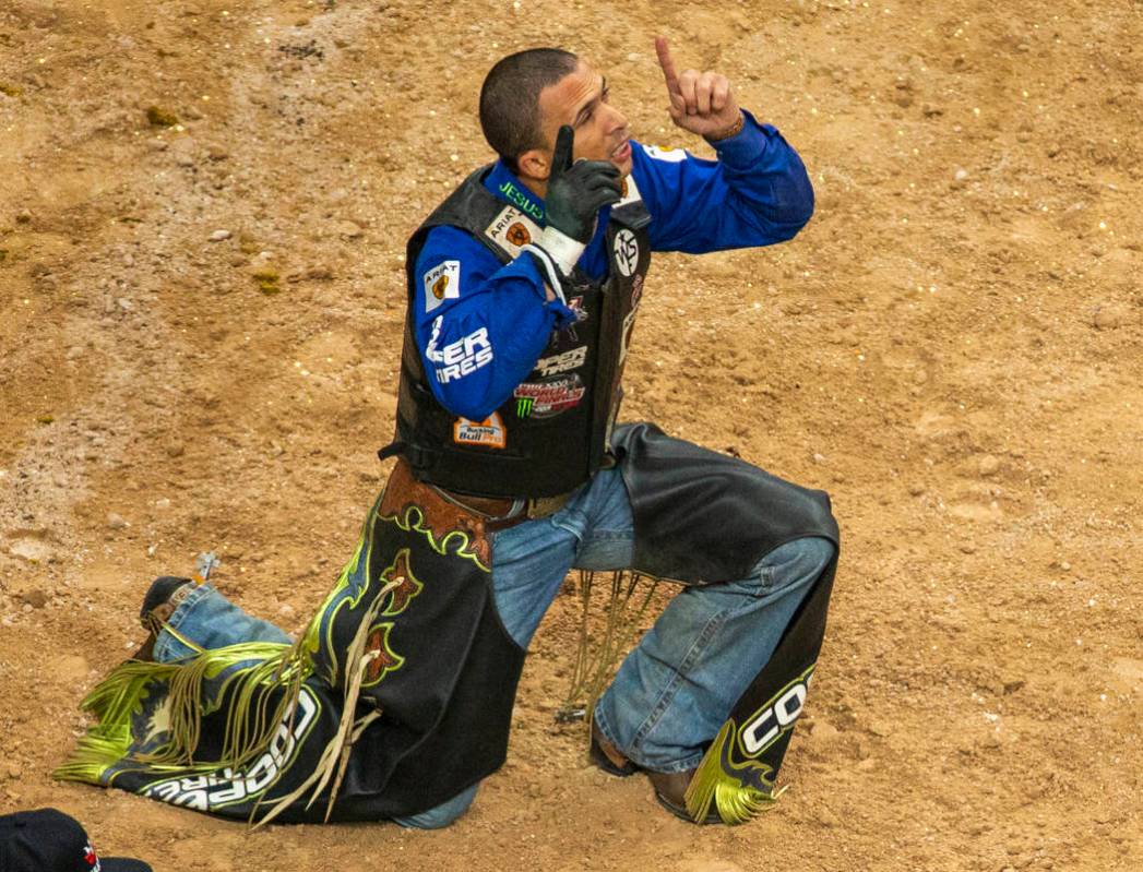 Eduardo Aparecido celebra una exitosa carrera en Chiseled durante las Finales Mundiales de PBR ...