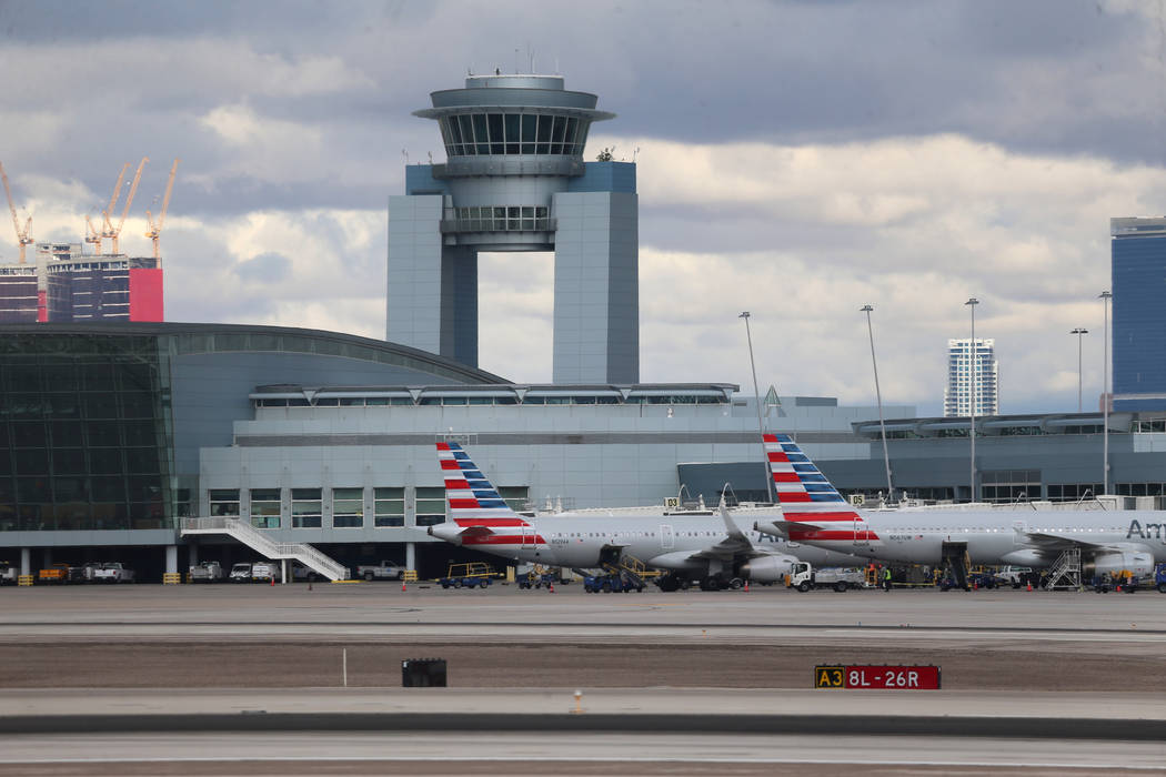 Aeropuerto Internacional McCarran en Las Vegas, jueves, 21 de noviembre de 2019. Los vuelos no ...