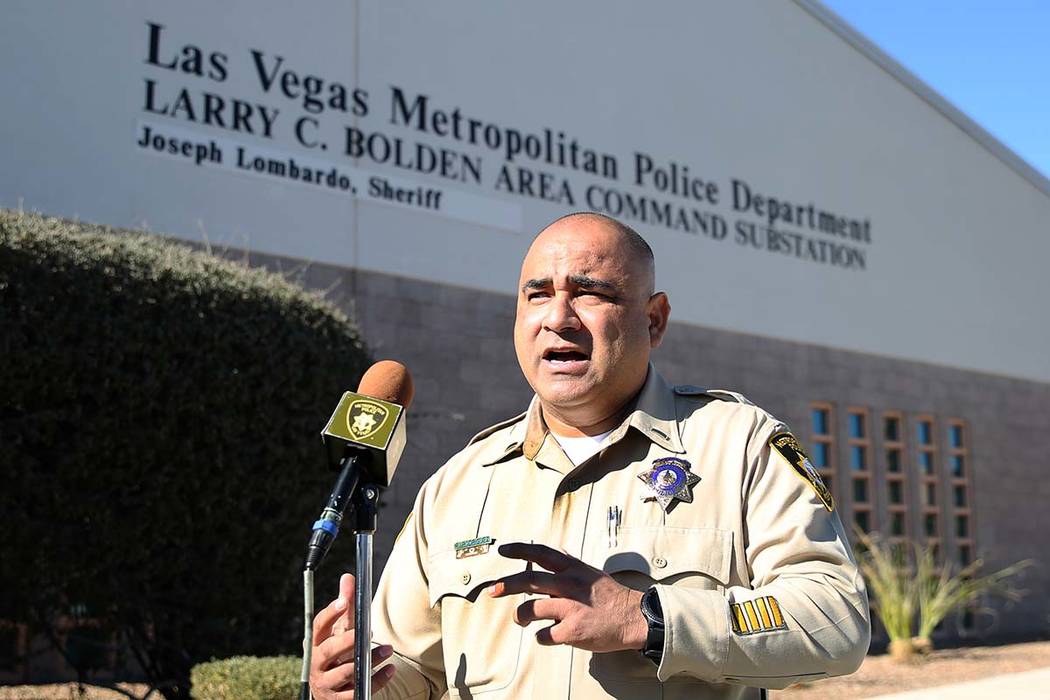 El teniente Raúl Rodríguez, de la Policía Metropolitana de Las Vegas, habla sobre un inciden ...
