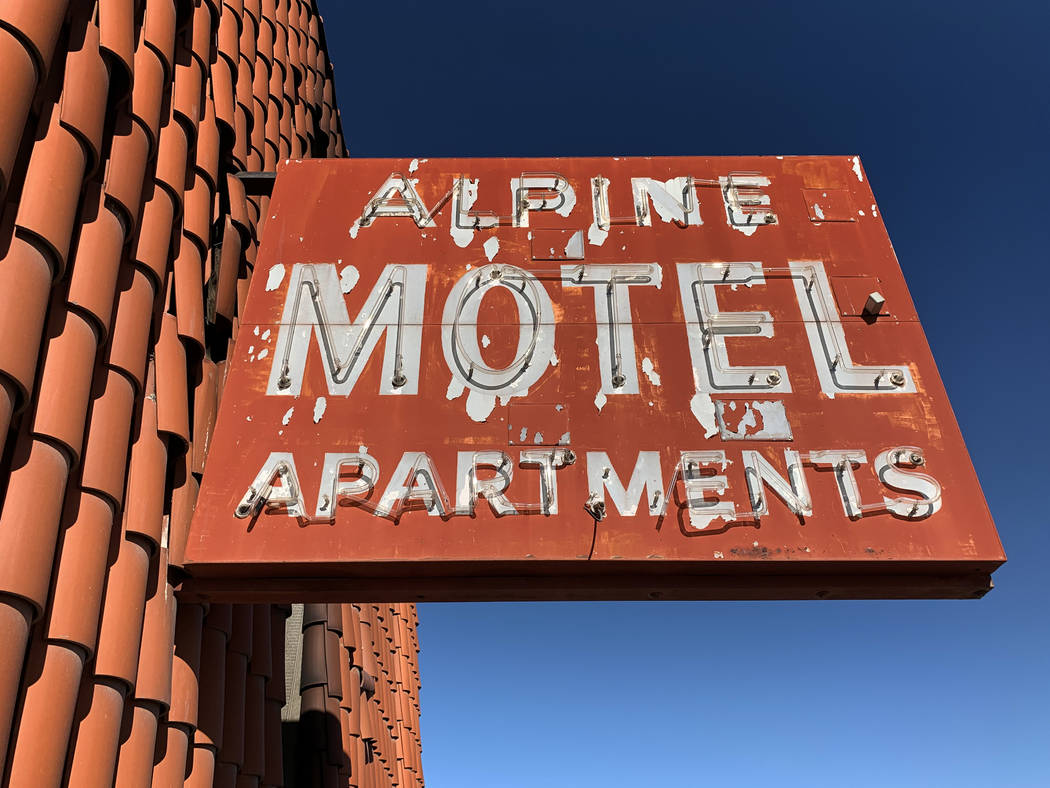 Los apartamentos del Motel Alpine fotografiados el jueves, 9 de enero de 2020, en Las Vegas. (D ...