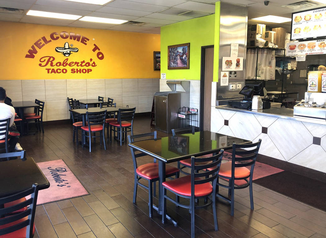 Roberto’s Taco Shop y sus fundadores Roberto y Dolores Robledo abrieron su primer restaurante ...
