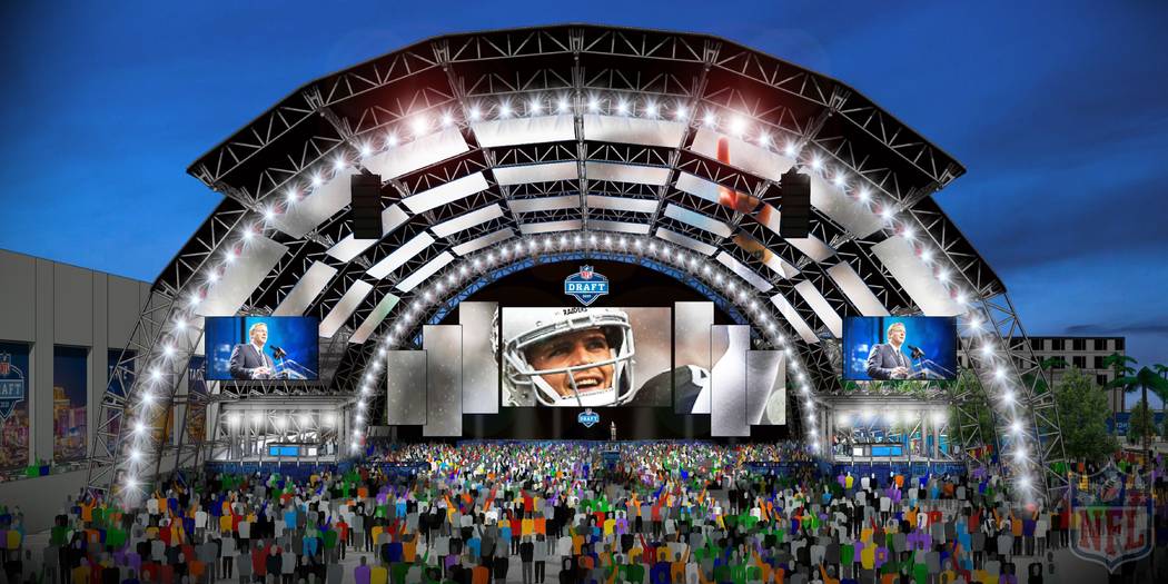 El escenario principal del Draft de la NFL planeado en el Caesars Forum junto al Linq en Las Ve ...