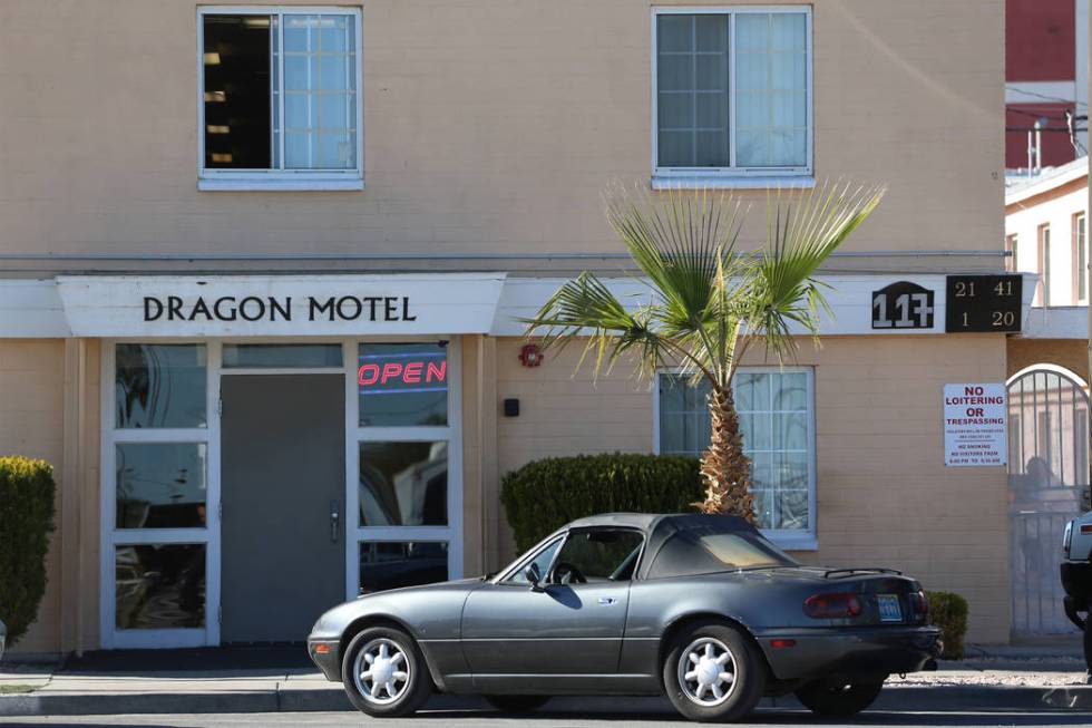 En 2004, Adolfo Orozco compró su primera propiedad en Nevada, el Dragon Motel en el centro de ...
