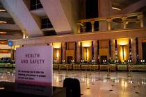 La recepción del Luxor en Las Vegas justo después de la medianoche del martes, 17 de marzo de ...