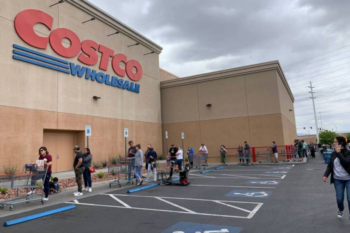 Costco hours reduced at Las Vegas Valley stores, gasoline pumps | Las Vegas  Review-Journal en Español
