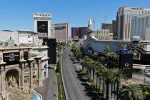 Una foto aérea del Strip de Las Vegas después de que todos los casinos de Las Vegas fueron ce ...