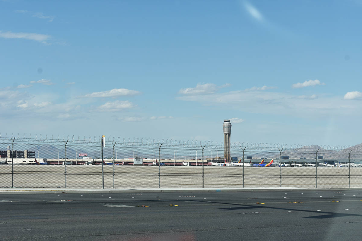 Los aeropuertos de Nevada recibirán fondos federales para cubrir los ingresos perdidos durante ...