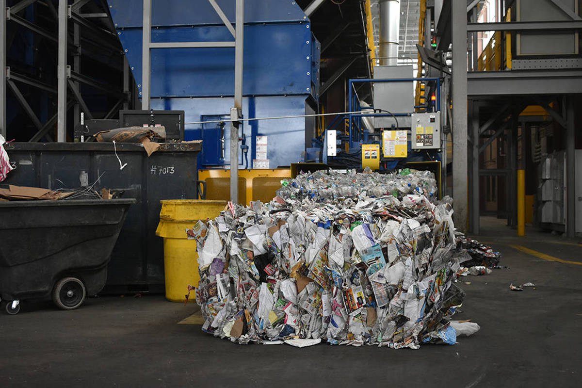 Fotografía de archivo del centro de reciclaje de Republic Services en Las Vegas. Viernes 19 de ...