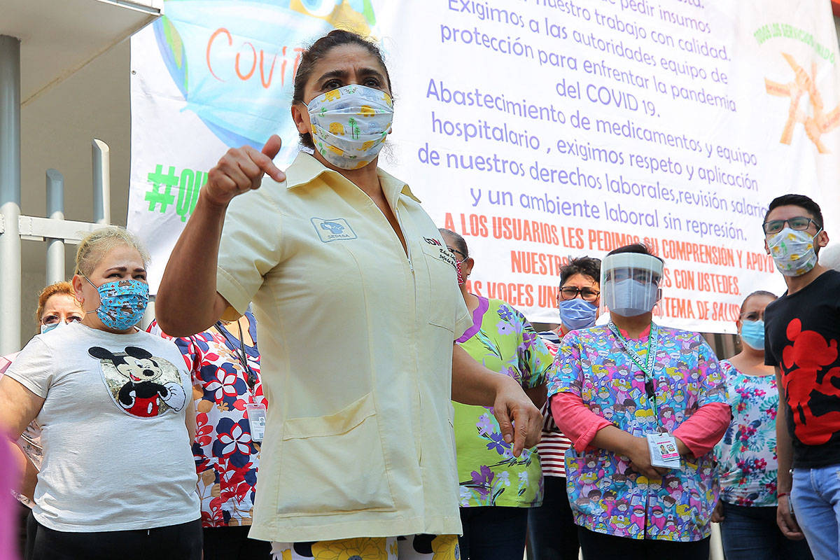 ARCHIVO.- Manifestación del personal médico del Hospital General Balbuena, ya que denuncian f ...
