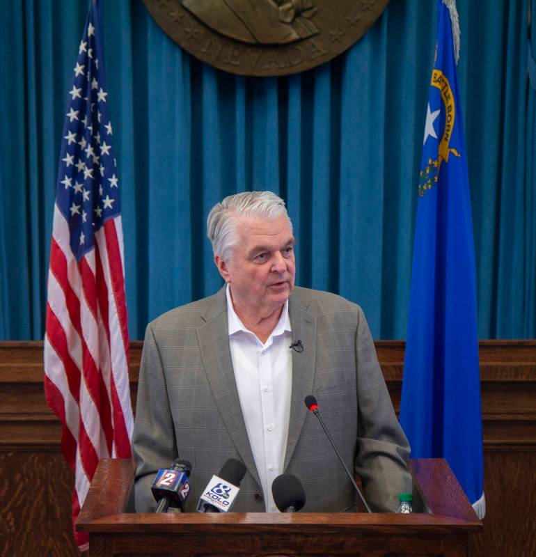 El gobernador Steve Sisolak se ha enfrentado a una creciente oposición a sus órdenes de cierr ...