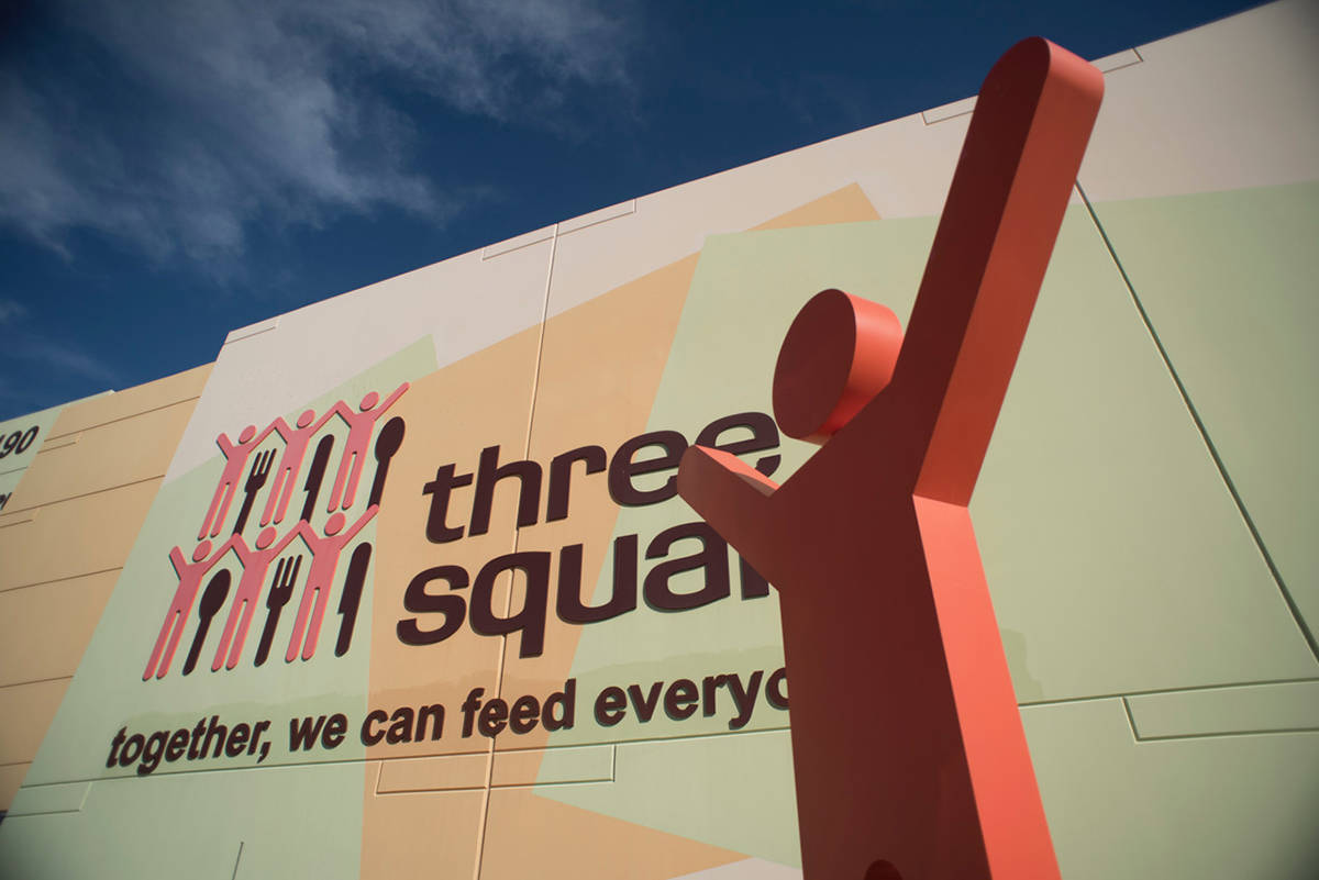 Three Square ha aumentado la distribución semanal de alimentos de 1 millón a 1.3 millones de ...