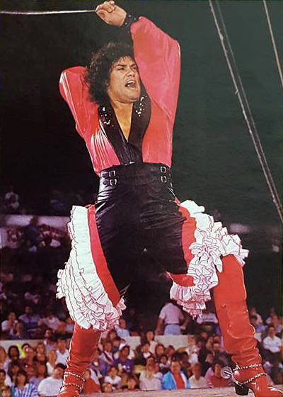 Luis A. Frías dirigía el grupo de danza Los Gauchos Latinos, que se presentaron con el Circo ...