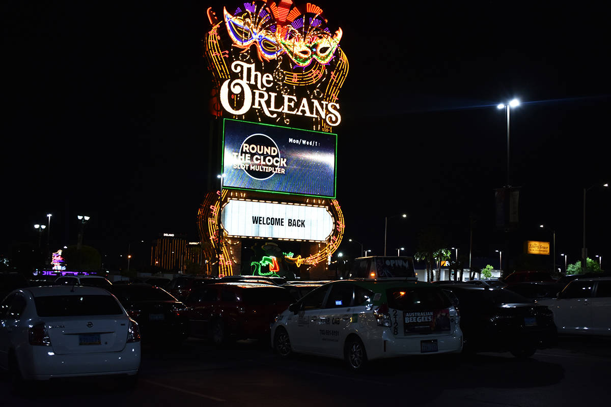 The Orleans es una de las propiedades de Boyd Gaming que ya están abiertas al público. Jueves ...