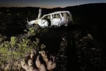 Una camioneta blanca parece haber salido de la U.S. 95 cerca de Lee Canyon Road en algún momen ...