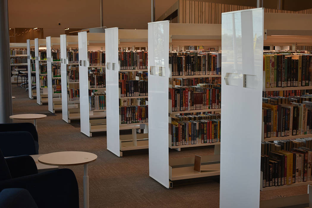 Archivo.- 10,775 pies cuadrados de espacio con materiales de aprendizaje en la Biblioteca del E ...