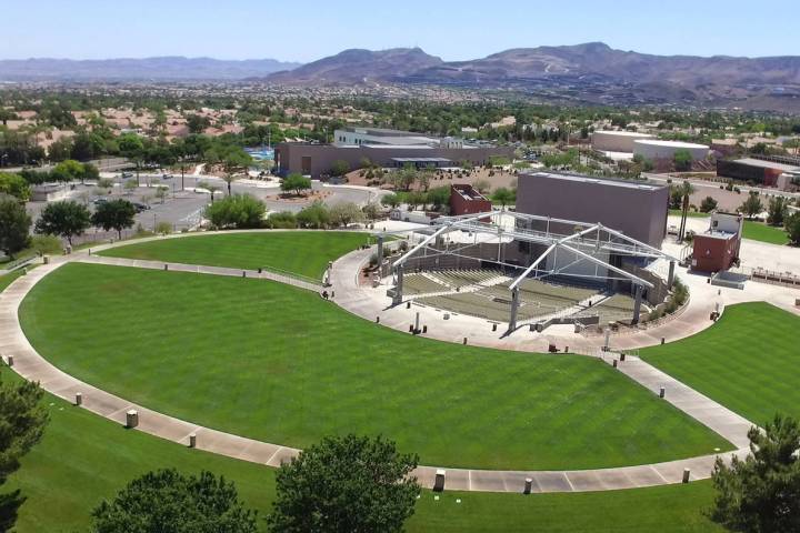 El Henderson Pavilion fotografiado el viernes, 15 de mayo de 2020, en Henderson. Una arena de h ...