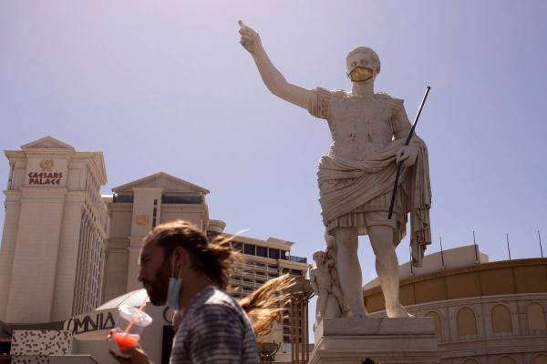 En esta foto de archivo, una vista del Caesars Palace en Las Vegas tomada el sábado 6 de junio ...