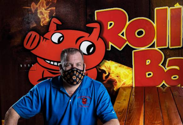 El dueño y director ejecutivo John Holland en Rollin' Smoke BBQ el miércoles, 15 de julio de ...