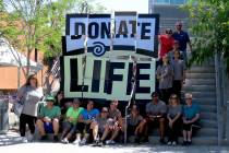En esta foto de archivo, algunos de los participantes de un evento de Nevada Donor Network se u ...