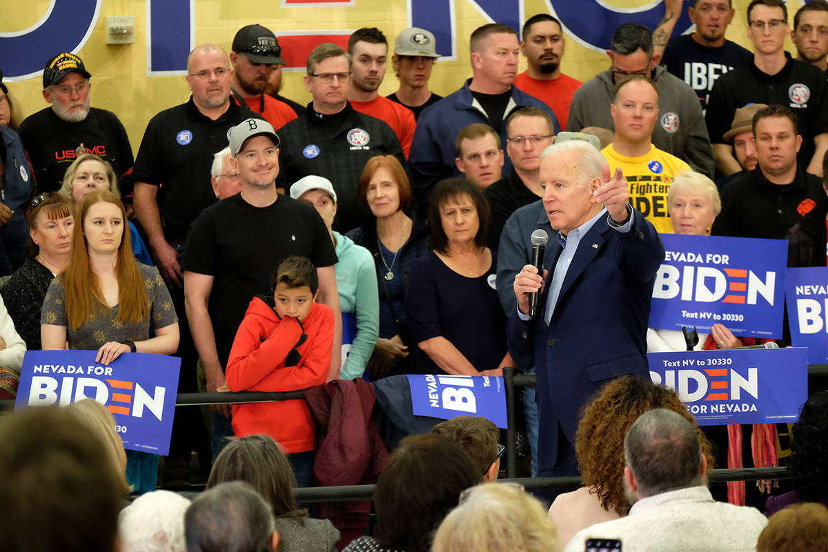 En esta foto de archivo, el ex-vicepresidente Joe Biden habló con varios cientos de simpatizan ...