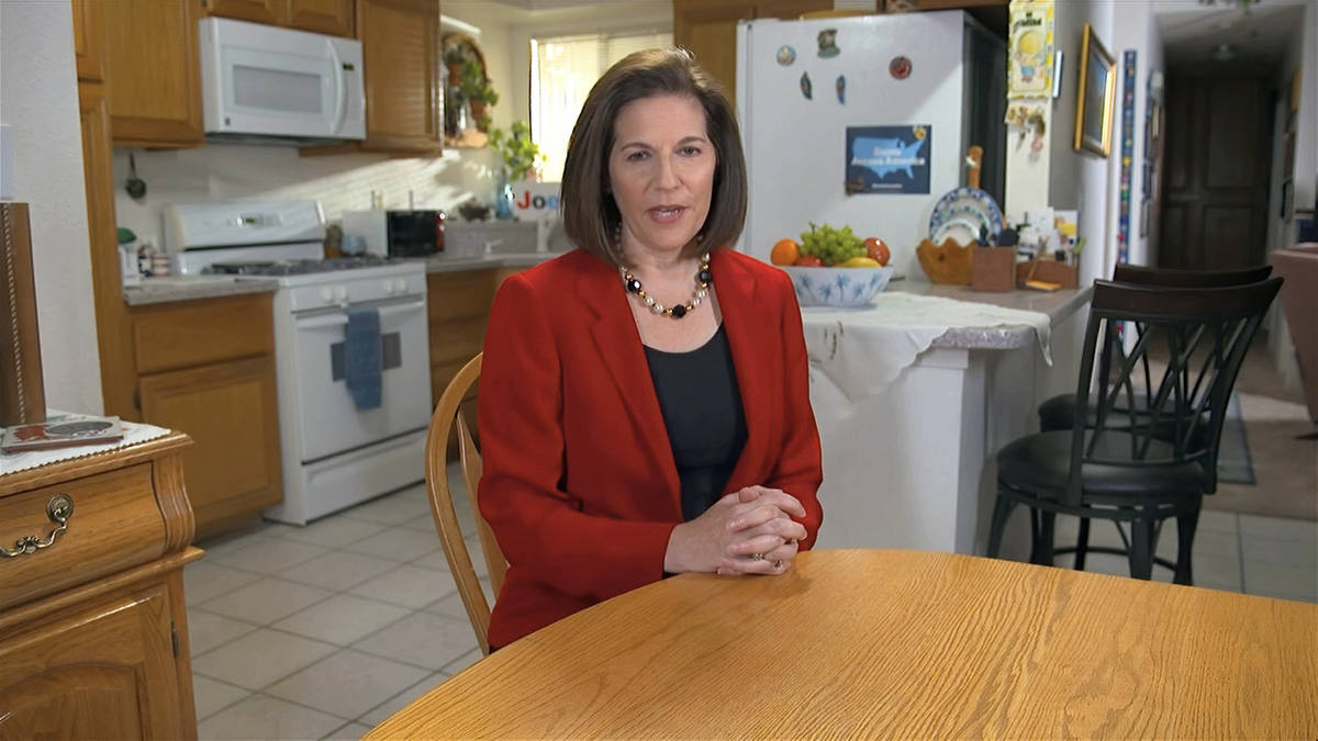En esta imagen den un video, la senadora Catherine Cortez Masto, demócrata por Nevada, habla d ...
