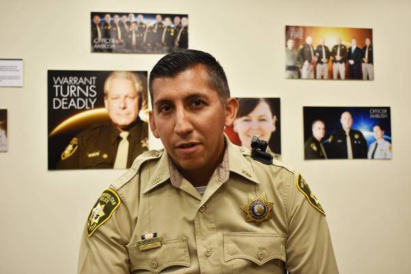 El oficial Milton Miramontes solicitó trabajar en la zona este de Las Vegas como una manera de ...