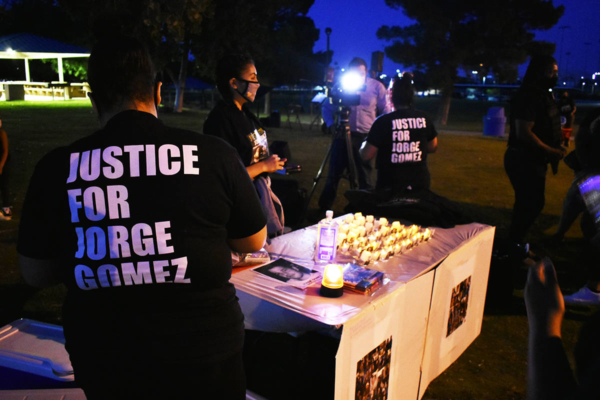 Decenas de personas se unieron a la familia de Jorge Gómez para seguir pidiendo justicia por e ...