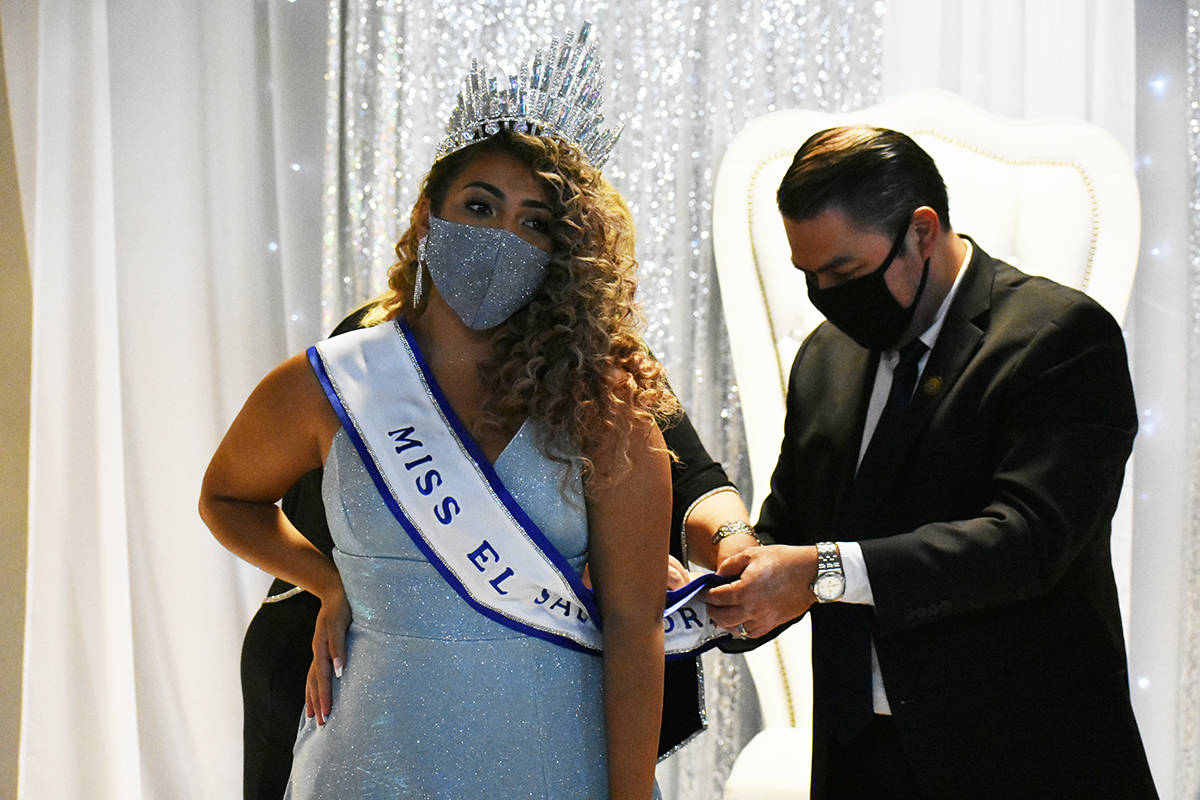 Jazmín Martínez Quintanilla se mostró muy emocionada al ser seleccionada como Miss El Salvad ...