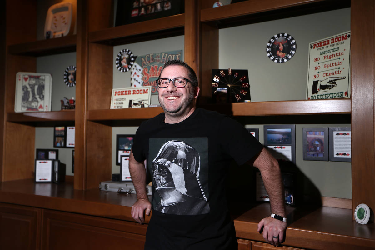 Mark Nagle, jefe de operaciones de Turtle Peak, posa para un retrato en su casa de Las Vegas el ...
