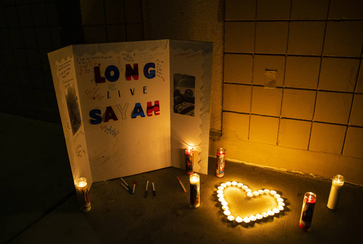 Se encienden velas en memoria de Sayah Deal de un año en Las Vegas el martes, 6 de octubre de ...