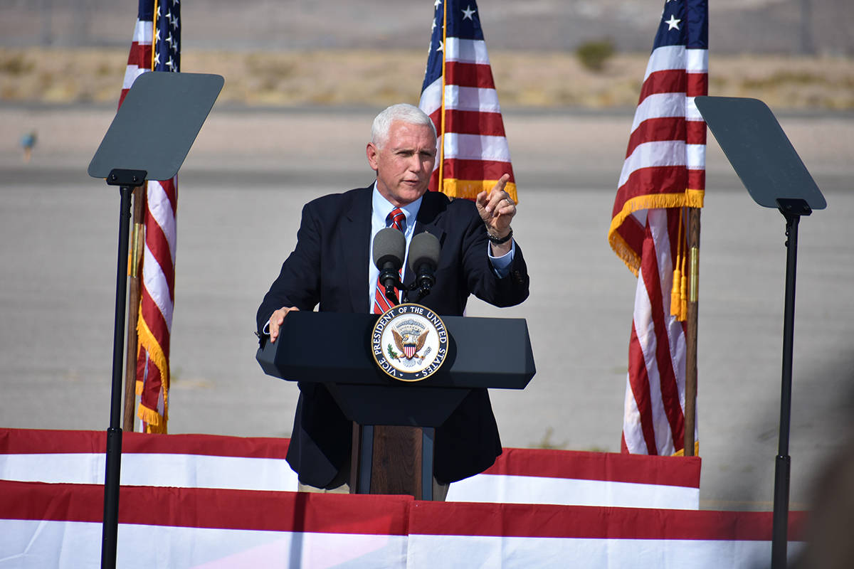 El vicepresidente Mike Pence visitó el sur de Nevada un día después de participar en el deba ...