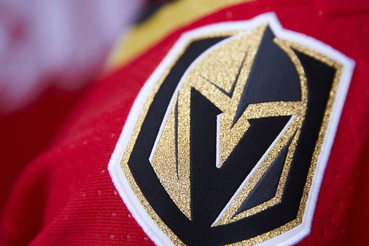 Los Vegas Golden Knights lanzaron una cuarta jersey el lunes, 16 de noviembre de 2020. (Vegas G ...