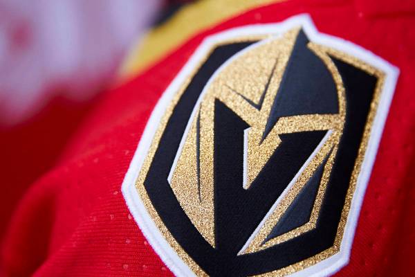 Los Vegas Golden Knights lanzaron una cuarta jersey el lunes, 16 de noviembre de 2020. (Vegas G ...