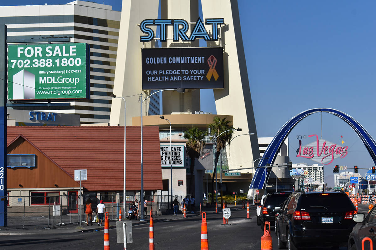 El arco de entrada al centro costó $6.5 millones. [Foto City of Las Vegas]