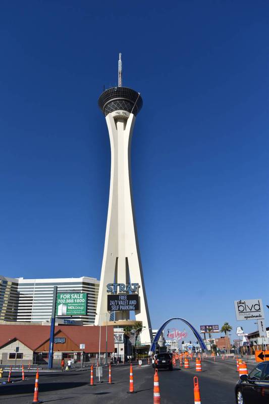 El arco de entrada al centro costó $6.5 millones. [Foto City of Las Vegas]