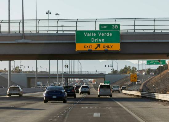 Cars travel west on the 215 Beltway near the Valle Verde Drive offramp in Henderson on Wednesda ...