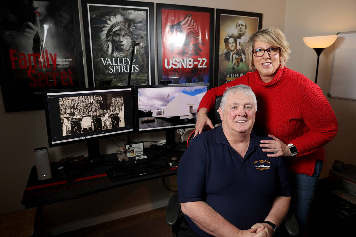 Los cineastas Warren y Annette Hull contaron la historia de la Banda U.S.S. Arizona para su doc ...
