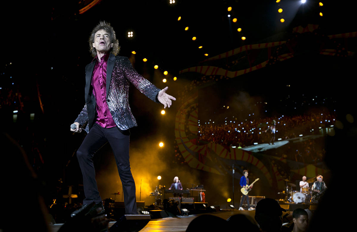 En esta fotografía de archivo del 25 de marzo de 2016, el líder de los Rolling Stones, Mick J ...
