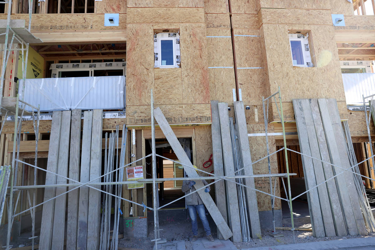 Panorama de Touchstone Living en construcción en North Hualapai Way, cerca de Gowan Road en La ...
