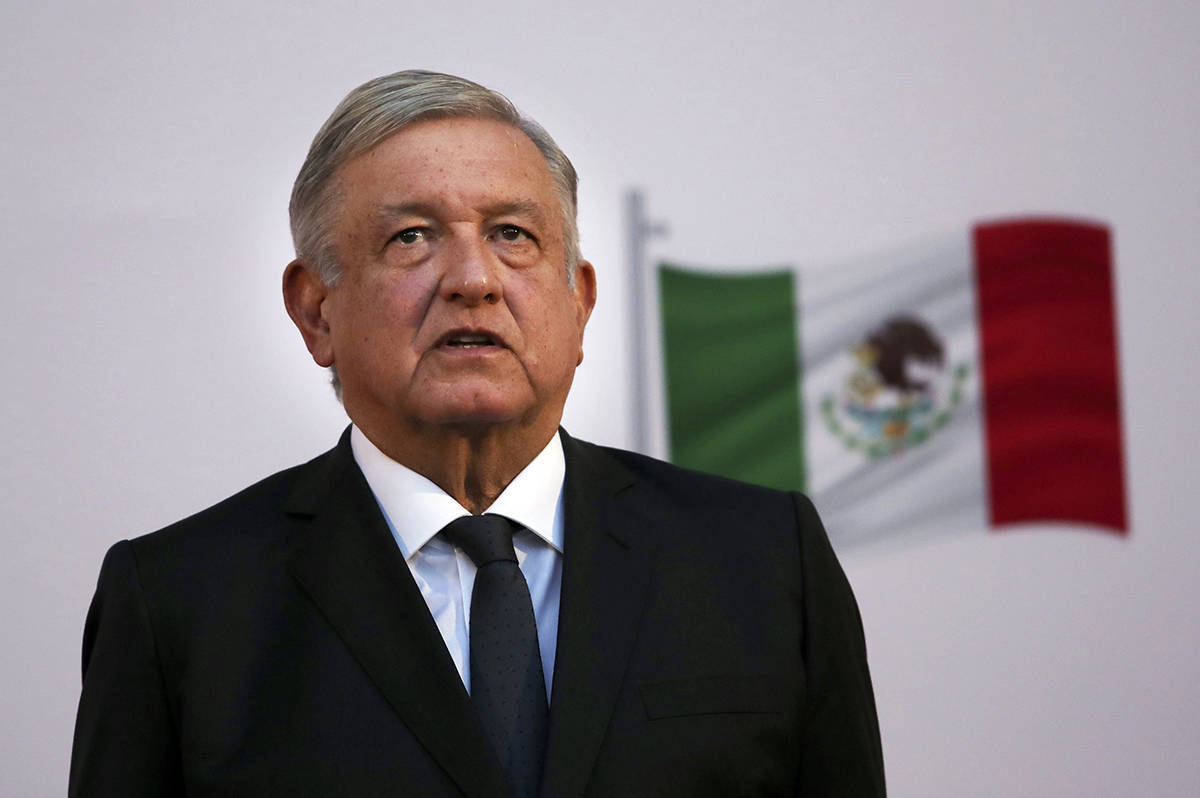 En esta fotografía de archivo del 1 de diciembre de 2020, el presidente mexicano Andrés Manue ...