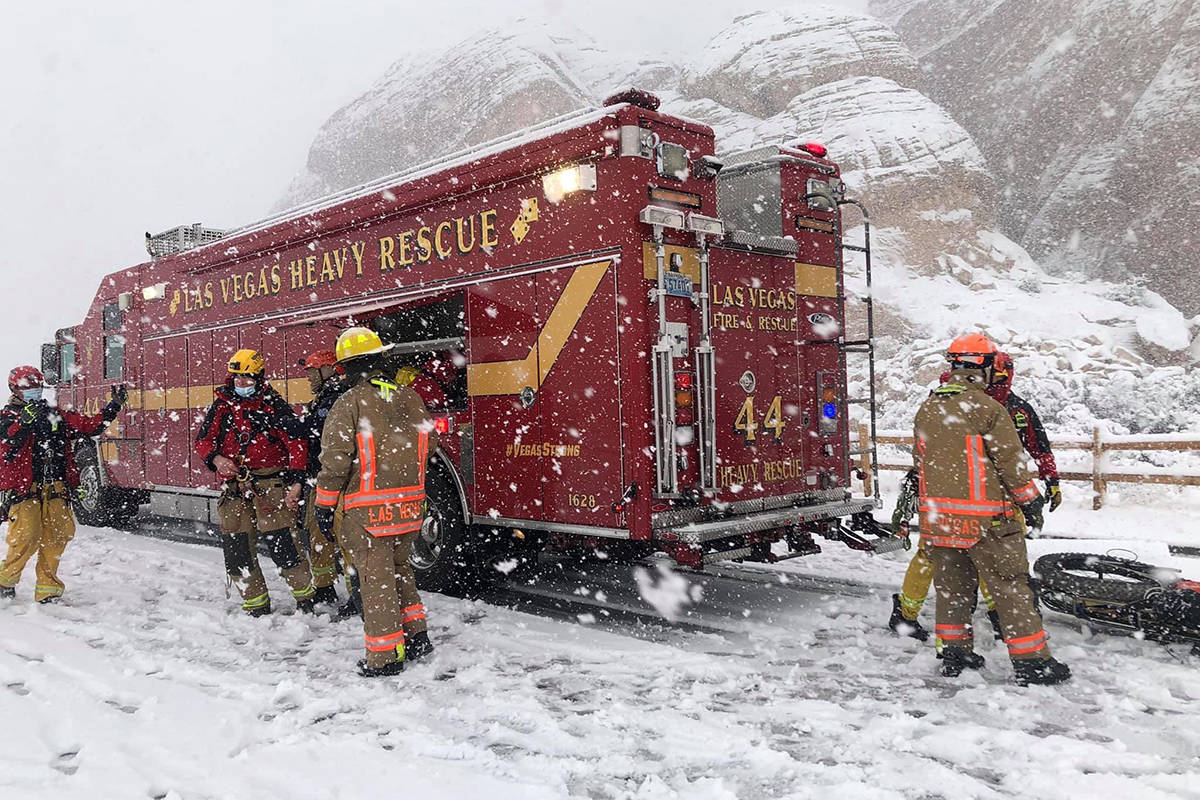 Un excursionista herido fue rescatado cerca del Red Rock Canyon National Conservation Area el l ...
