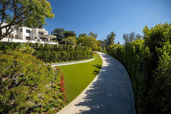 El promotor de casinos Steve Wynn está intentando vender esta mansión en Beverly Hills, Calif ...