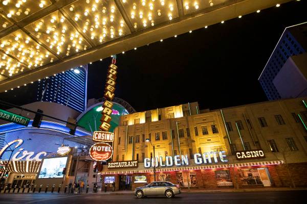 El hotel-casino Golden Gate en Las Vegas el martes, 16 de marzo de 2021. (Erik Verduzco/Las Veg ...