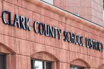 Edificio de administración del Distrito Escolar del Condado Clark. [Foto Las Vegas Review-Jour ...
