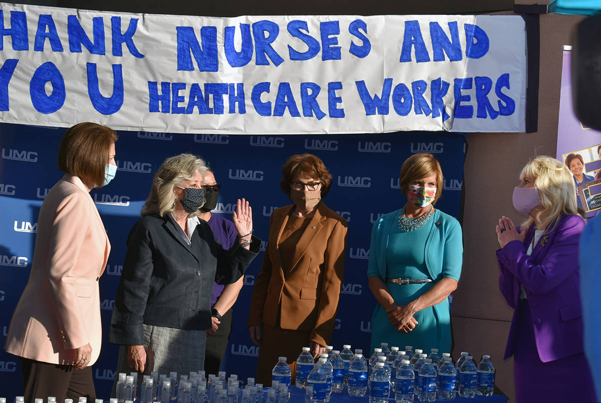 La primera dama Jill Biden visitó enfermeras y escuela de Las Vegas. Jueves 6 de mayo de 2021 ...